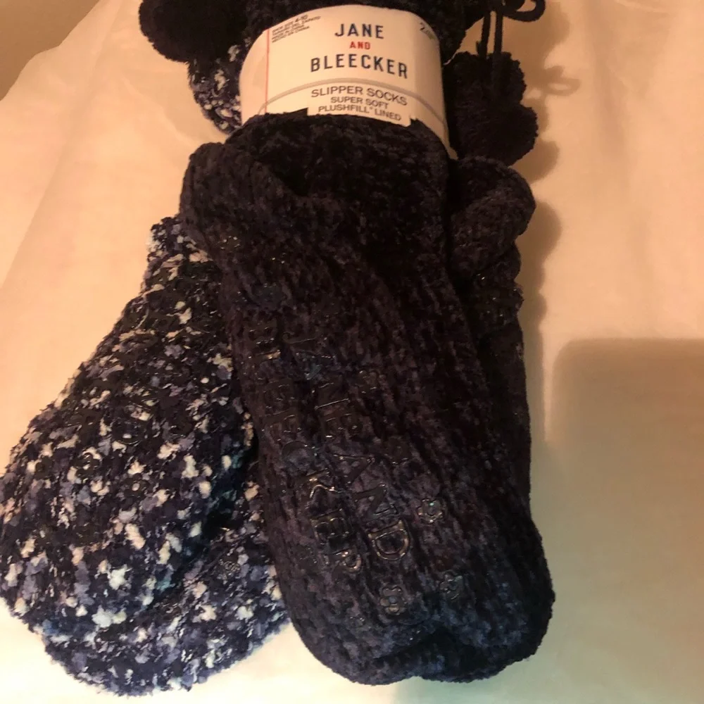 JANE and BLEECKER  SOFT SLIPPER SOCKS